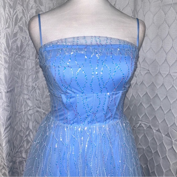 Ohhh baby blue prom dress Windsor NWT - Picture 2 of 10